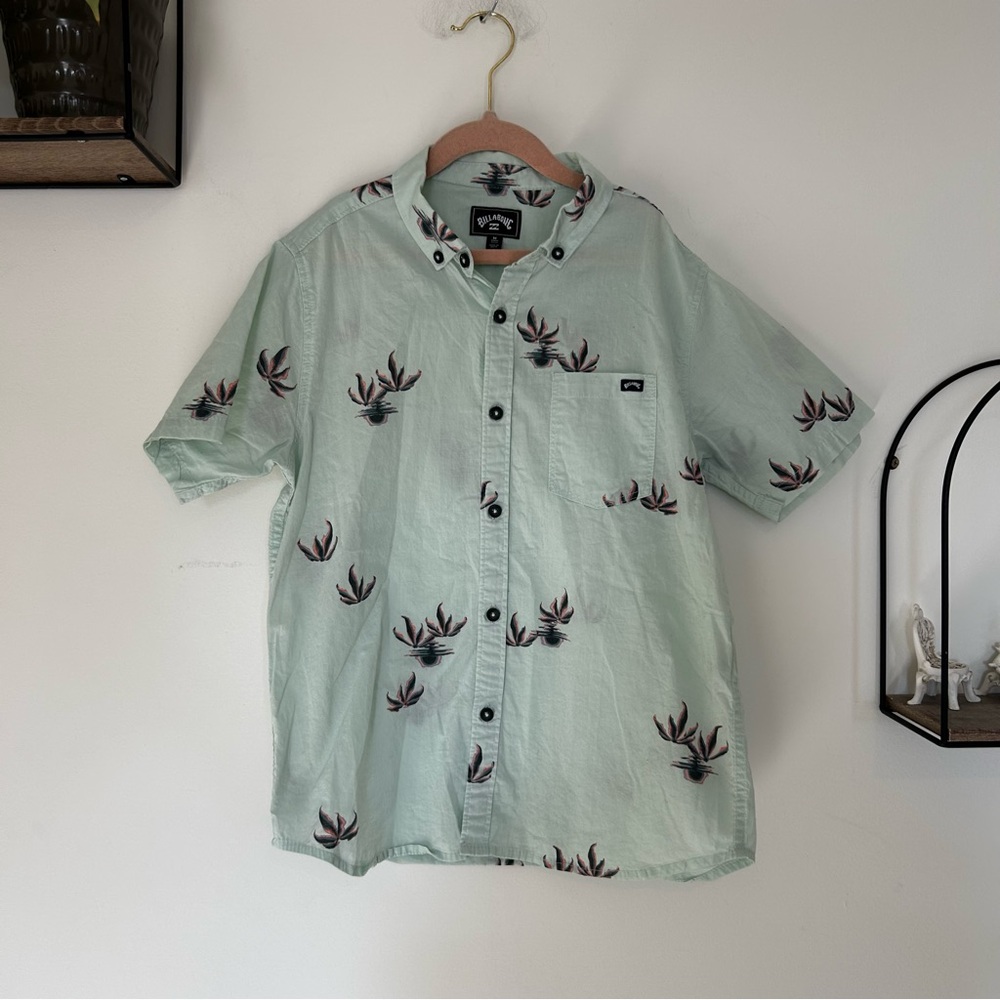 Billabong Button Up Short Sleeve Kids Shirt Size Medium Youth